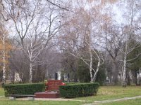 12-0 Közép - Kádár János